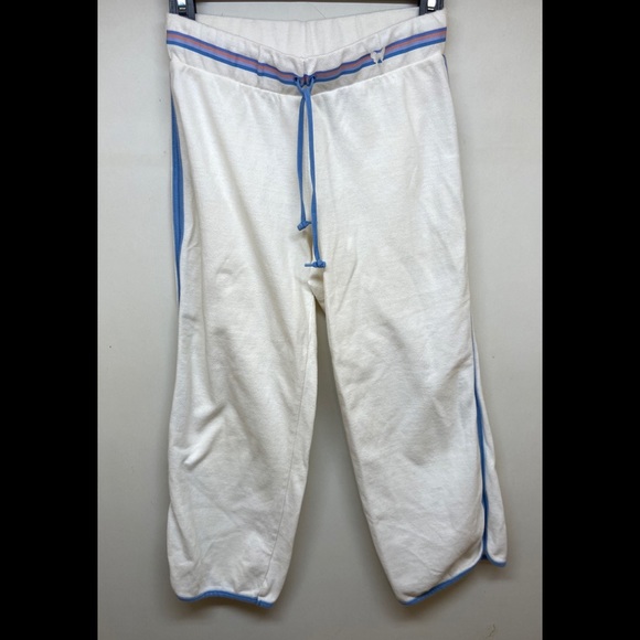 Bermudas DKNY sweats in a 60s style - Picture 1 of 6